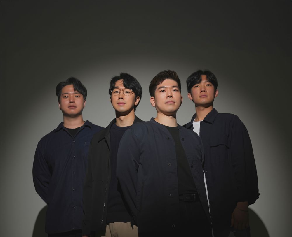 뮤지션 네이비이펙트의 배경