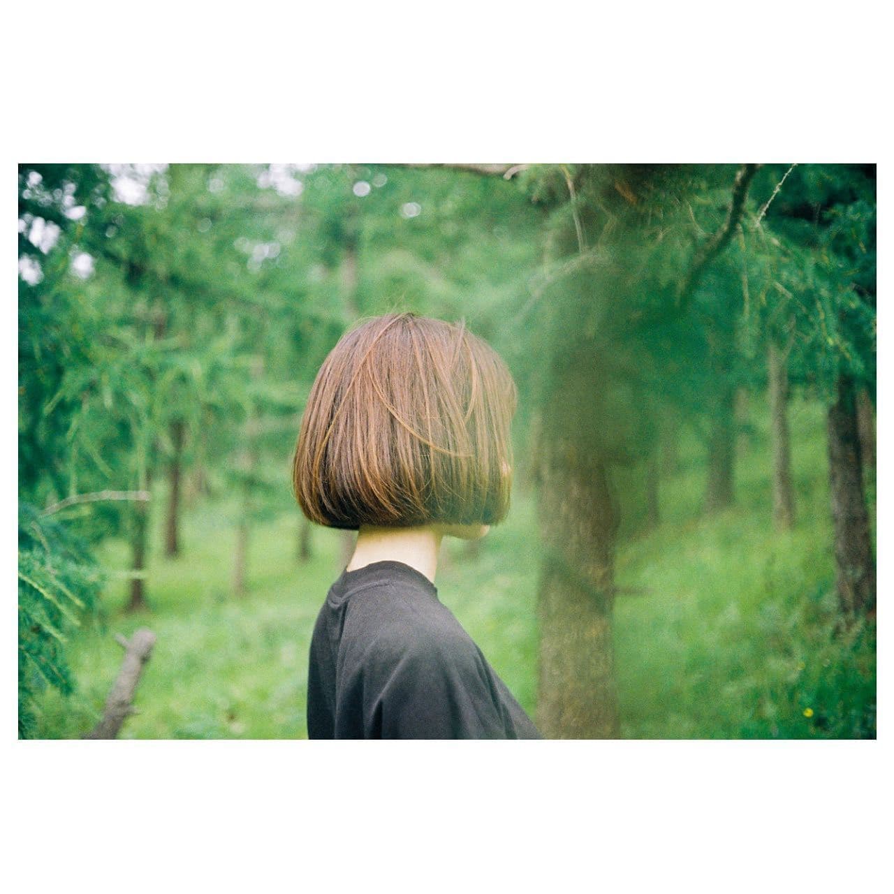 이른여름 poster 2