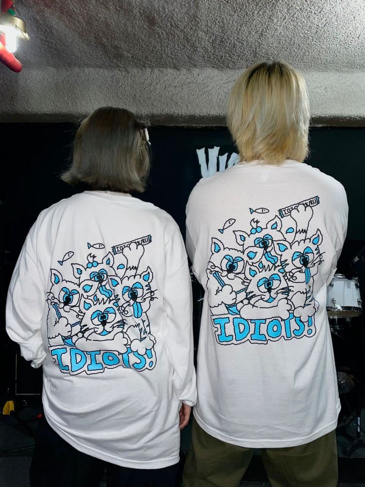 이디어츠의 Idiots Long Sleeve T-shirts 이미지